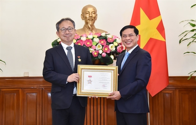 Japanese Ambassador honoured for contributions to Vietnam-Japan diplomatic ties